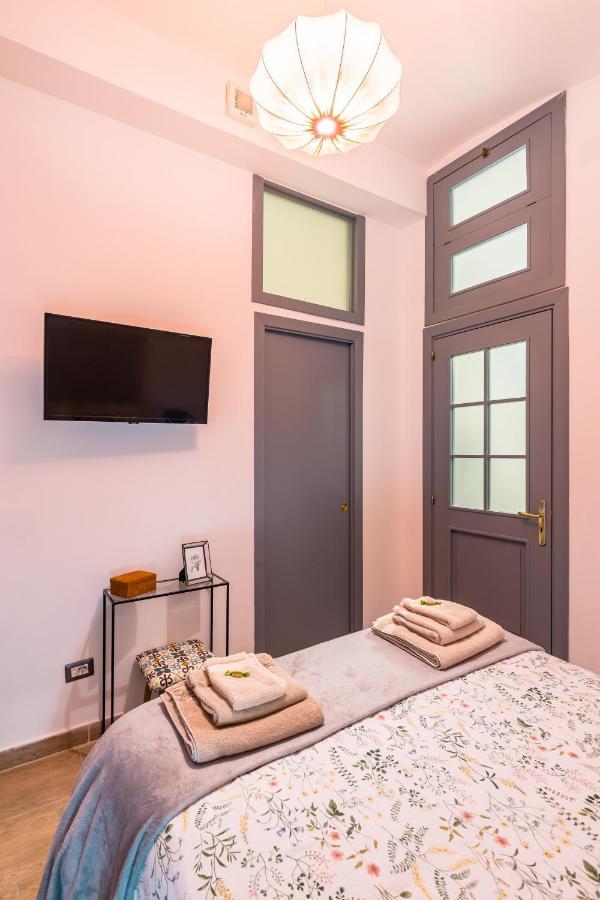Eccehomo 29 La Casa Di Piero Apartment Naples Luaran gambar
